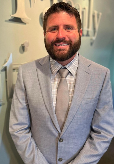Dr. Adam Elsner